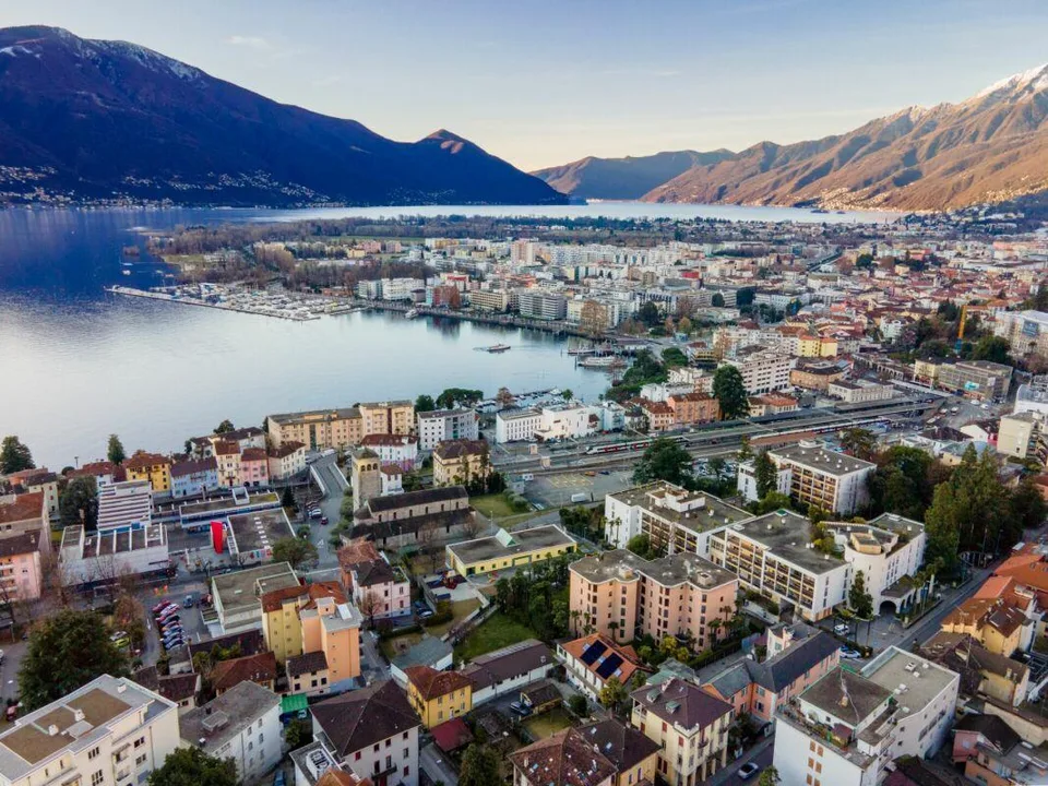 Affittiamo monolocali arredati appena rinnovati a Muralto
