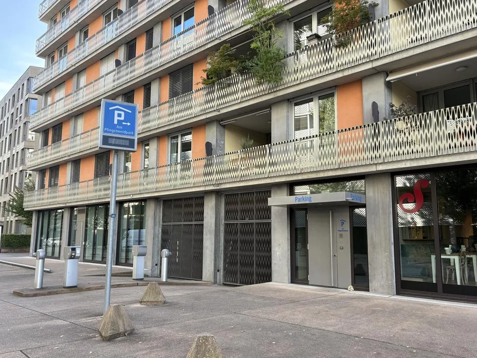 Suchen Sie ein warmes Zuhause für Ihr Motorfahrzeug?