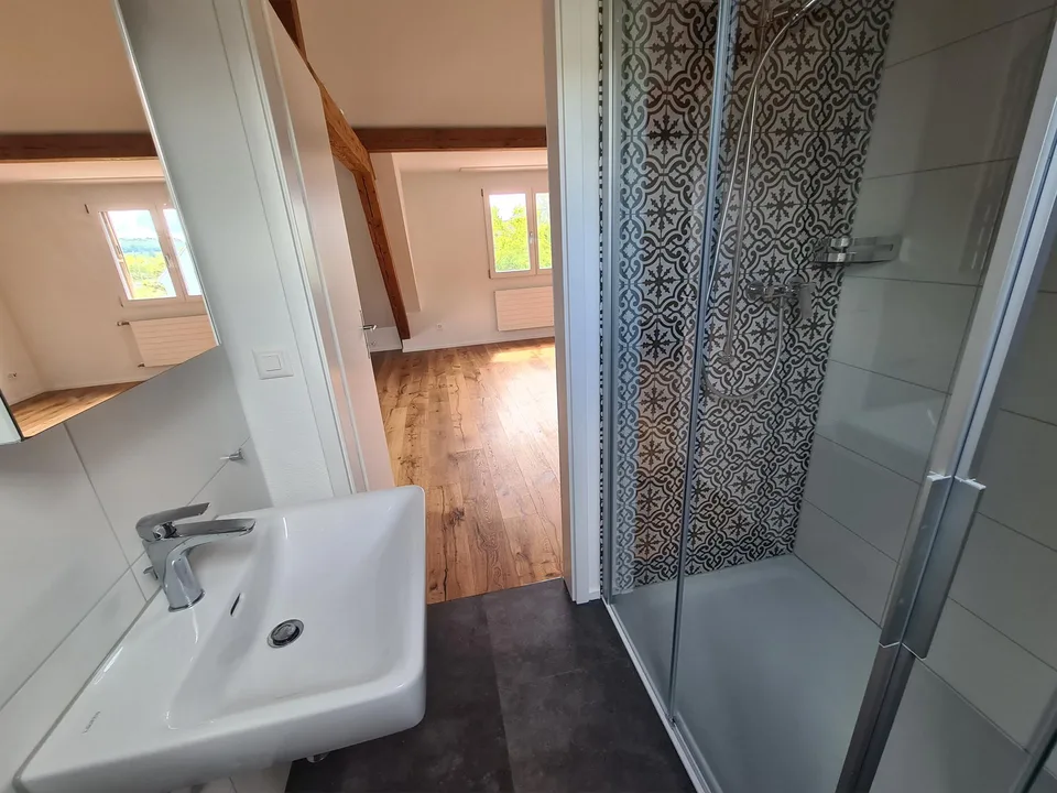 neuwertig renovierte 3.5-Zimmer Maisonette