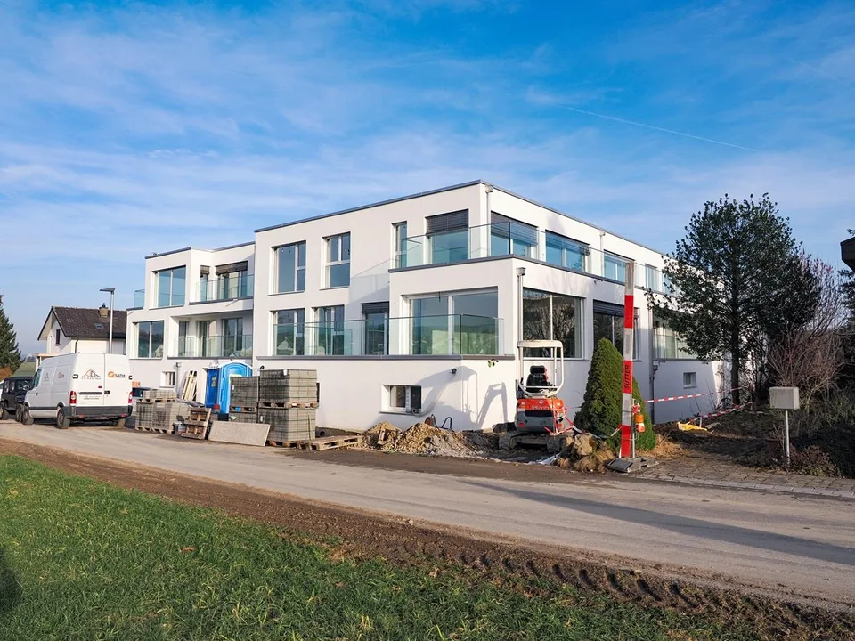 Einstellhallenplätze zu vermieten in Aeschi