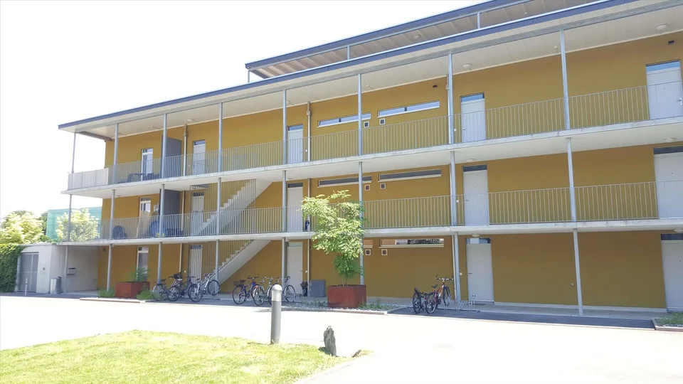 Benötigt Ihr Motorrad ein Dach über dem Kopf?