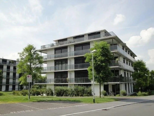 Lagerraum in Lachen SZ