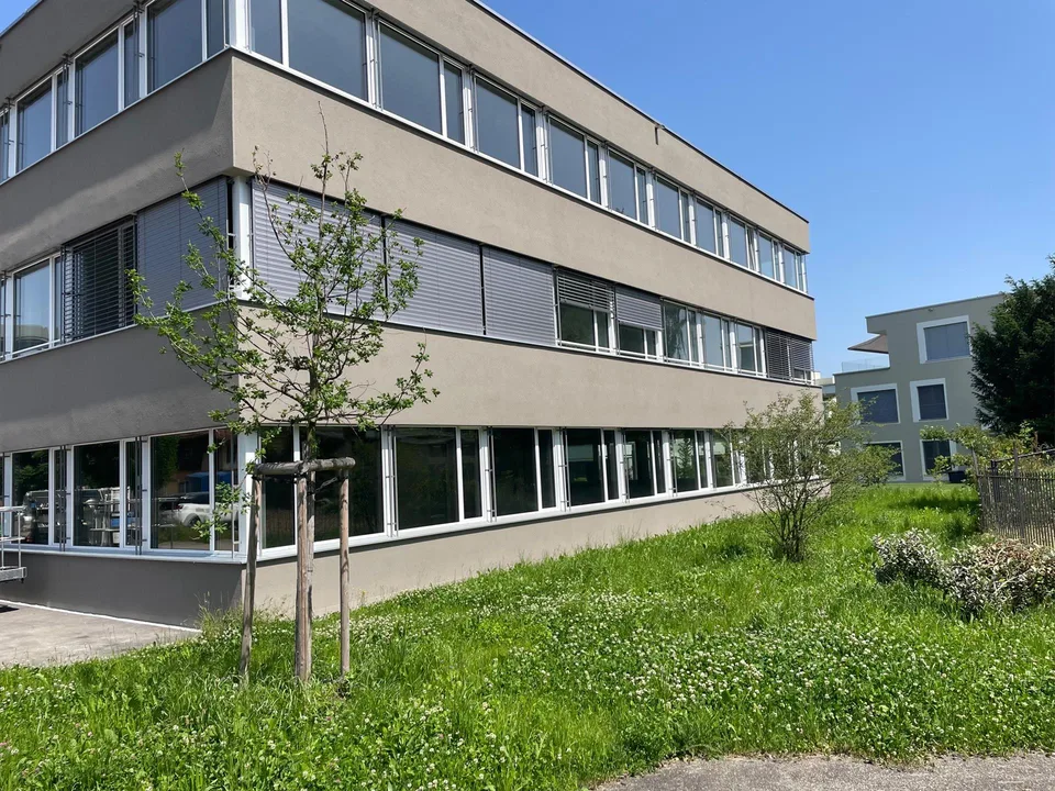 Gewerbehaus Rüti - moderne und vielseitige Gewerbeflächen