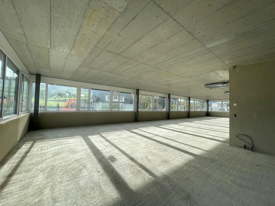 Gewerbehaus Rüti - moderne und vielseitige Gewerbeflächen