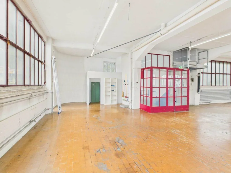 465 m² Gewerbe-, Lager- oder Atelierfläche