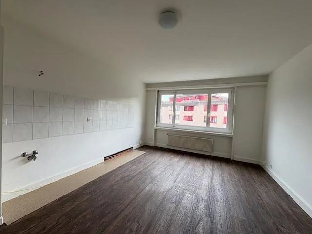 Büro- Praxisfläche - Atelierefläche direkt am Bahnhof!