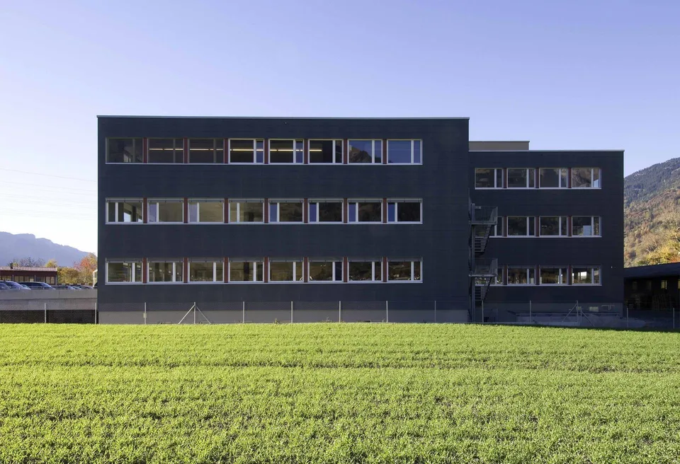 160 m2 Büro-/Verkaufsfläche EG