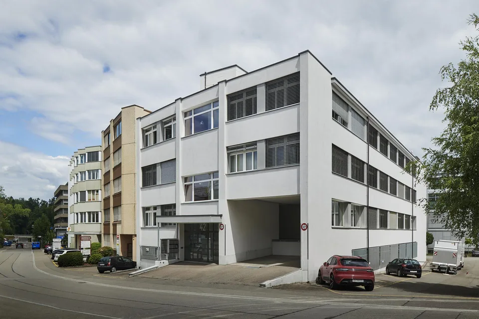 Der perfekte Standort für Ihr Büro oder Showroom!