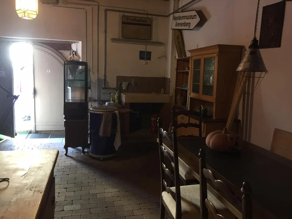 Gemütlicher alter Käsikeller