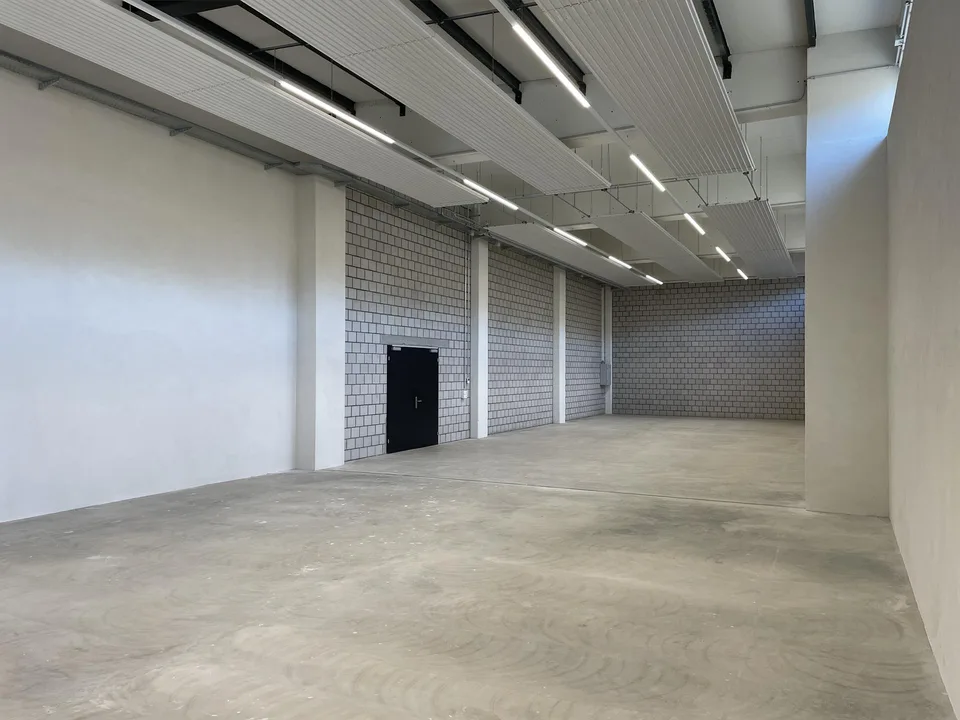 zentrale Gewerbefläche mit Warenlift