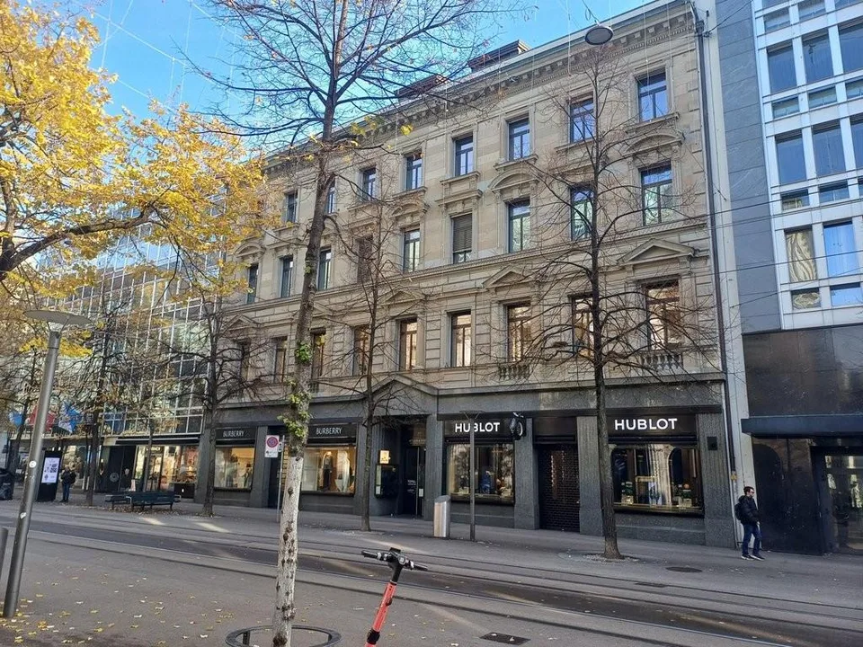 Attraktive Büroräumlichkeit im Herzen der Bahnhofstrasse!