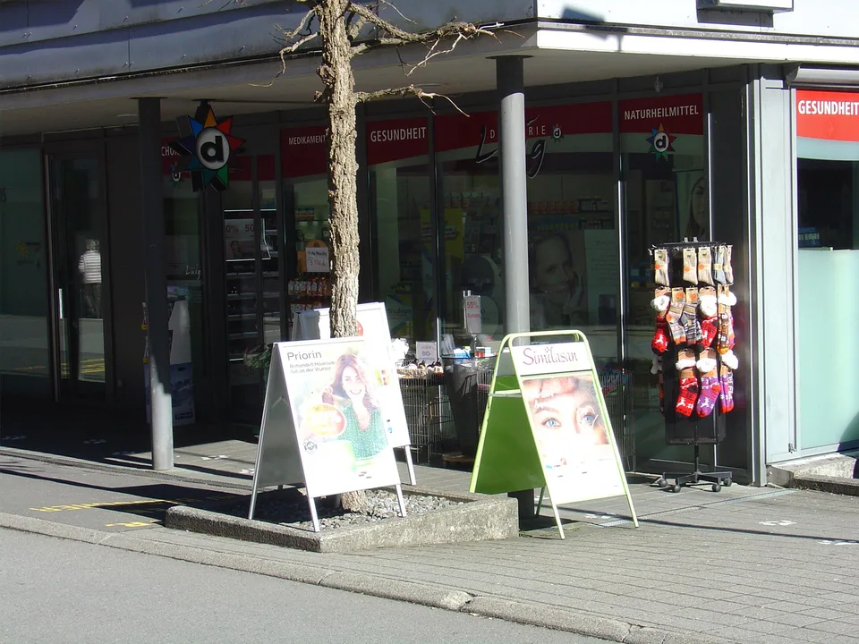 Repräsentatives Ladenlokal an bester Passantenlage in Goldau – Foto 10 von 13