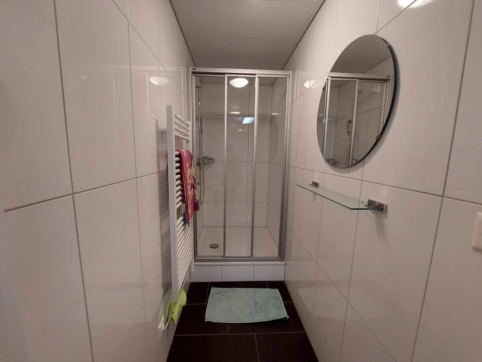 Grand bureau au 4ème étage de 182m2 – Foto 10 von 11