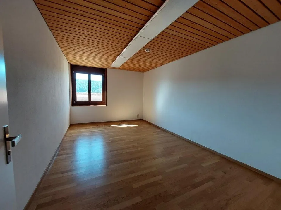Grand bureau au 4ème étage de 182m2 – Foto 7 von 11