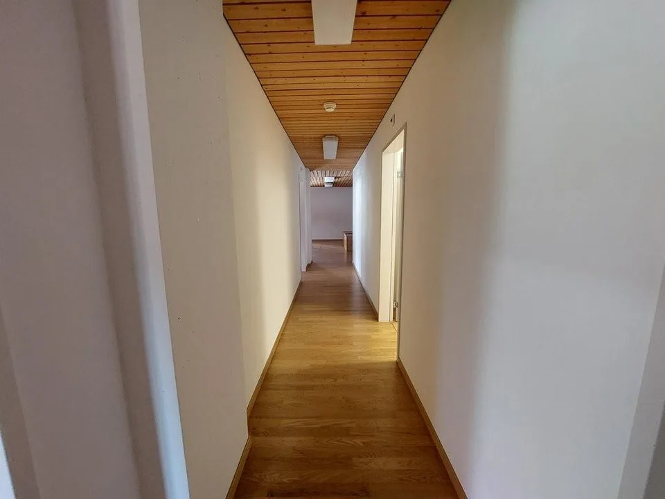 Grand bureau au 4ème étage de 182m2 – Foto 11 von 11