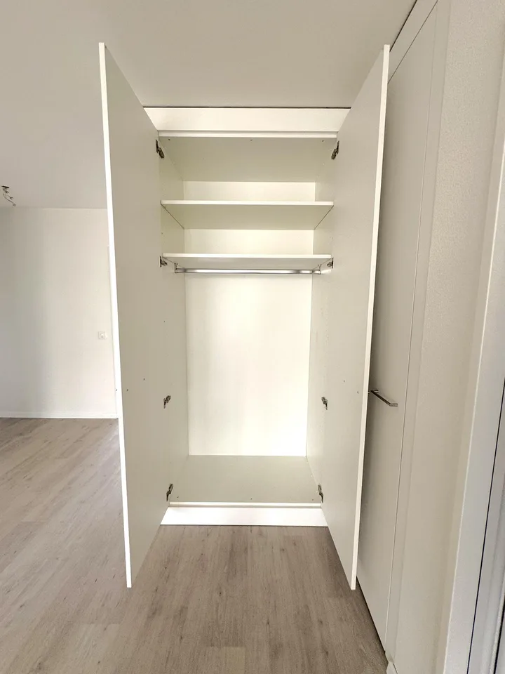 Grosszügige 4.5 Zimmerwohnung im 2.OG – Foto 6 von 13