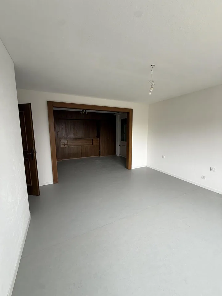 Grosszügige Wohnung im Osten der Stadt - FRISCH SANIERT – Foto 14 von 26