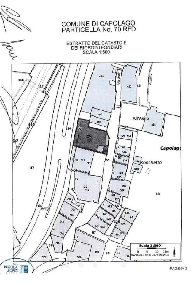 CAPOLAGO: LOCALE COMMERCIALE