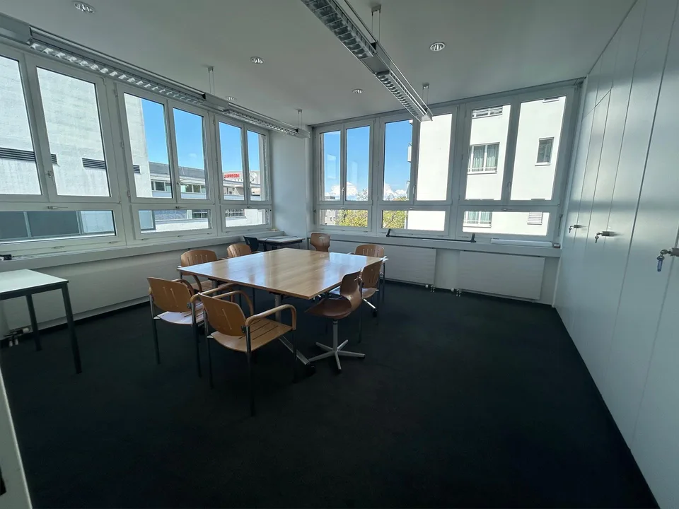 Helle Büroraume im Zentrum