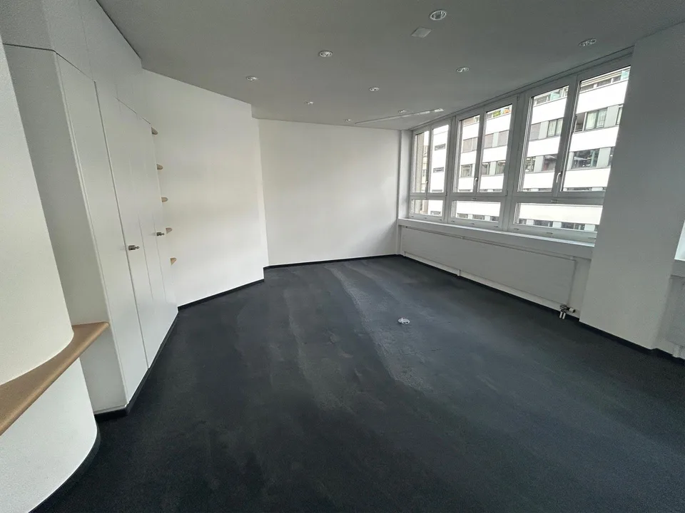 Attraktive Gewerberäumlichkeiten im Herzen von St. Gallen – photo 7 sur 14