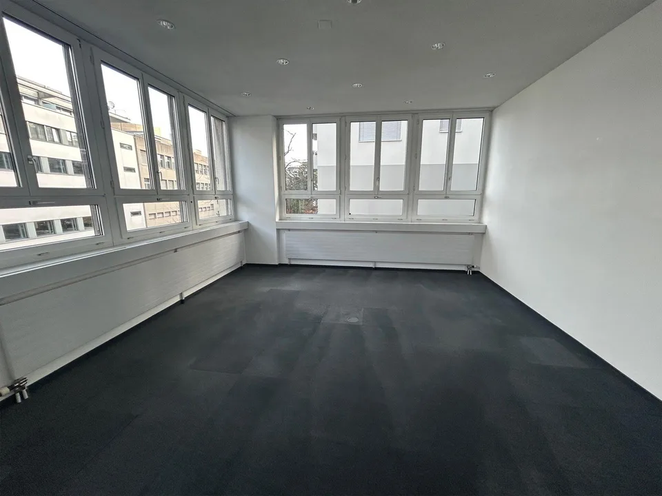 Attraktive Gewerberäumlichkeiten im Herzen von St. Gallen – photo 6 sur 14