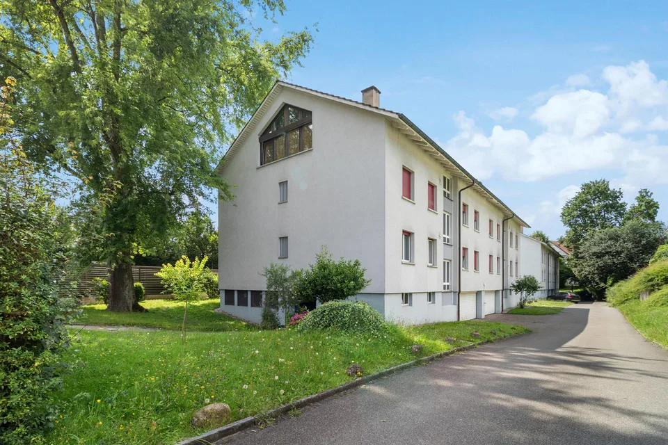 Einstellplatz, in 8104 Weiningen zu vermieten