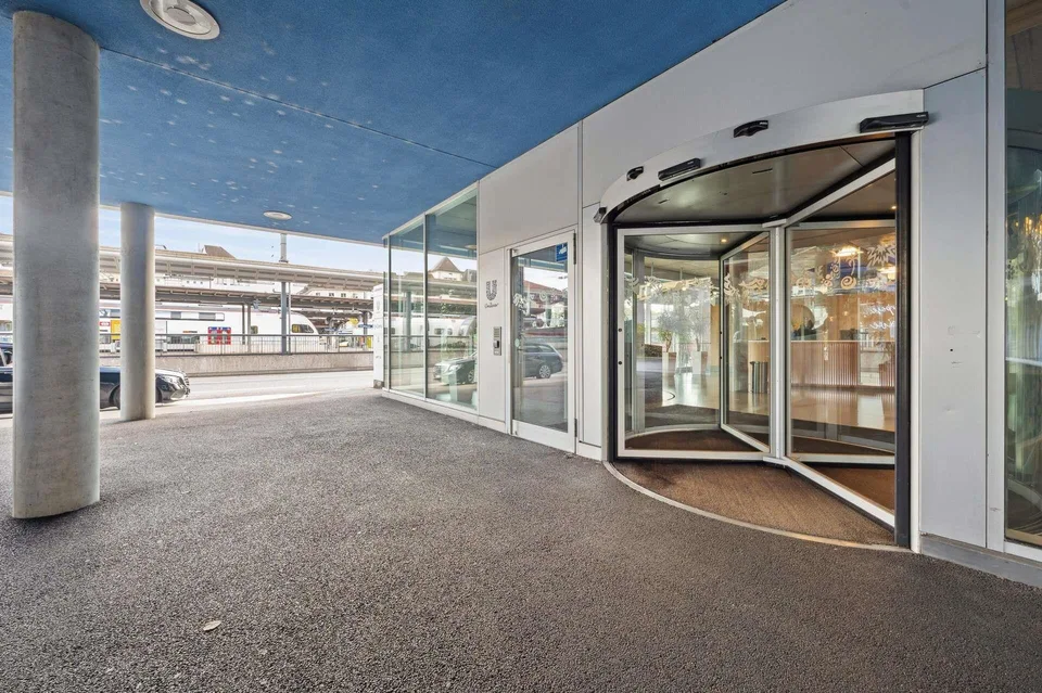 Top ausgebaute Gewerbe-/Büroflächen direkt am Bahnhof Schaffhausen – Foto 15 von 18