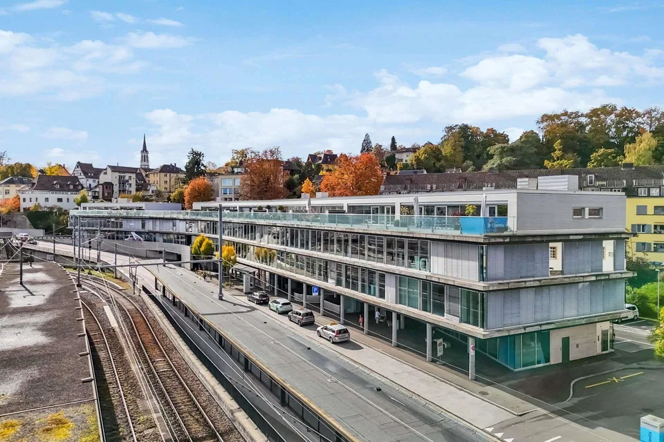 Top ausgebaute Gewerbe-/Büroflächen direkt am Bahnhof Schaffhausen