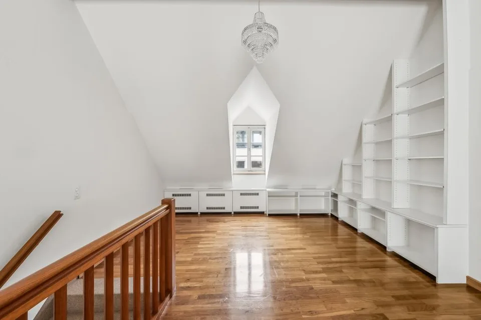 Wohnen mit Geschichte Charmante Maisonettewohnung im Herzen von Basel