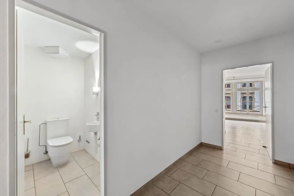 Wohnen mit Geschichte Charmante Maisonettewohnung im Herzen von Basel – Foto 8 von 10