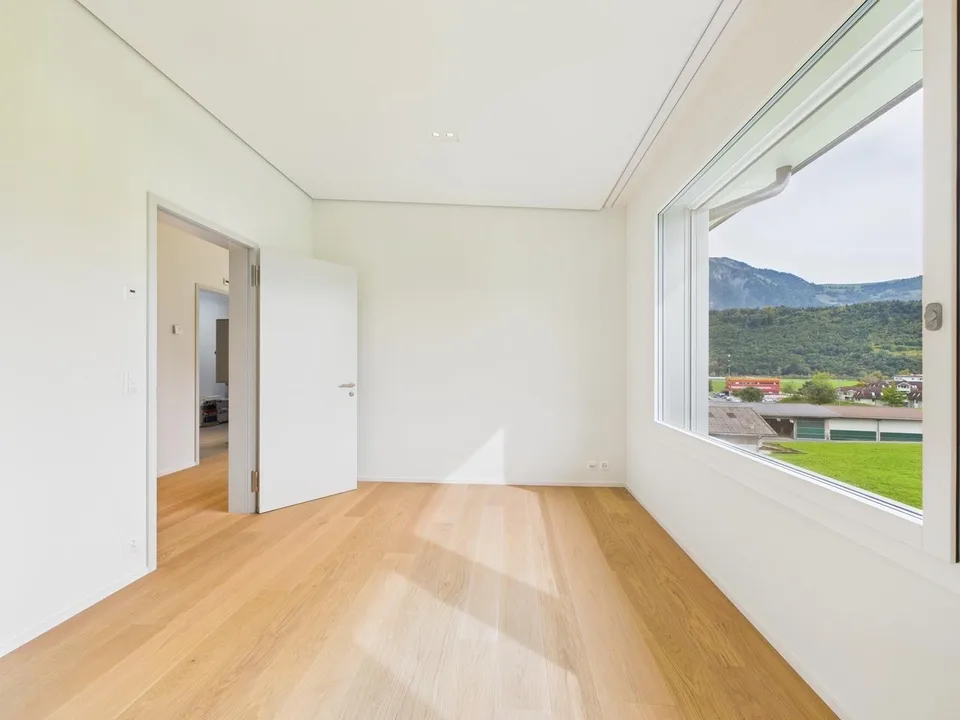 Moderne Gewerbefläche mit Weitblick