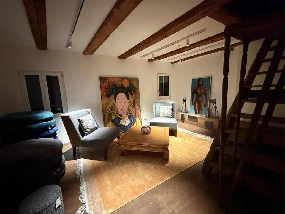 frisch sanierte Wohnung mit ausgebautem Dachstock direkt am Murgufer