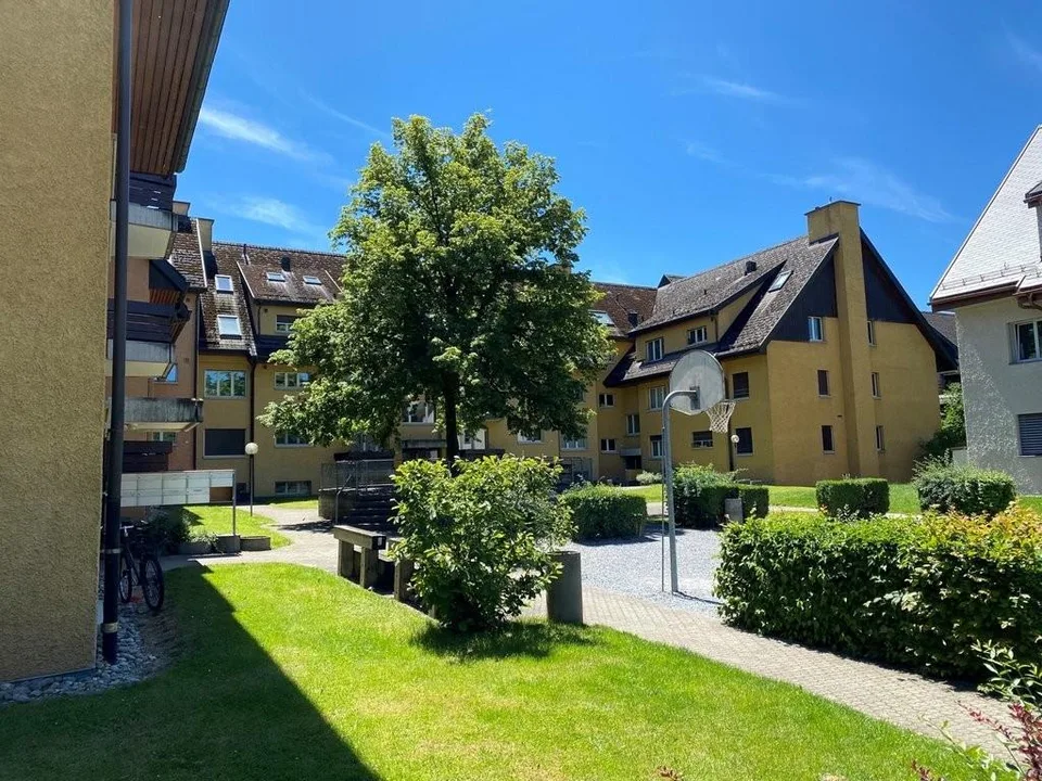 Geschützter Einstellplatz ab sofort zu vermieten!