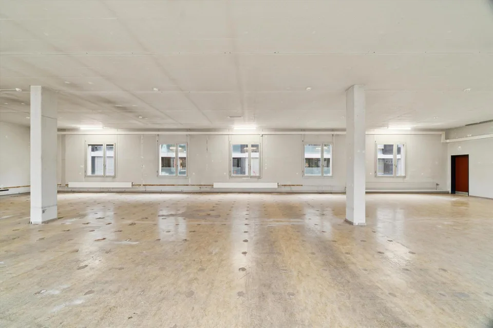 Bürostandort am Bahnhof – Büro- und Gewerbelflächen in Wetzikon
