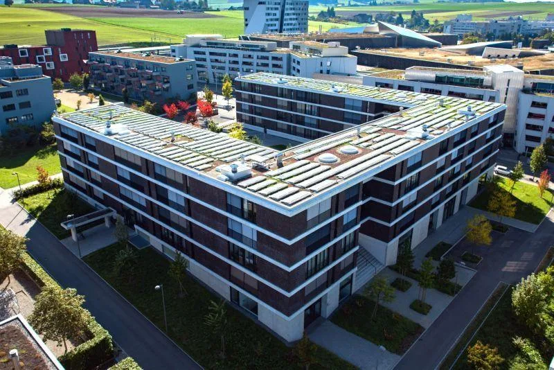 Einstellhallenplatz beim Westside gesucht?