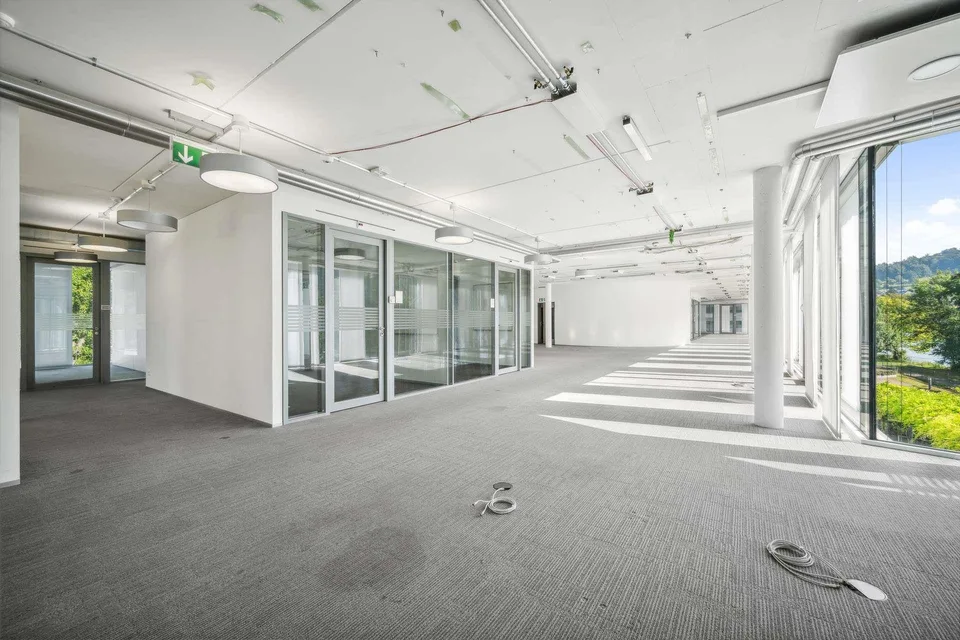 Exzellente Büroflächen direkt am Rheinufer – Foto 7 von 21