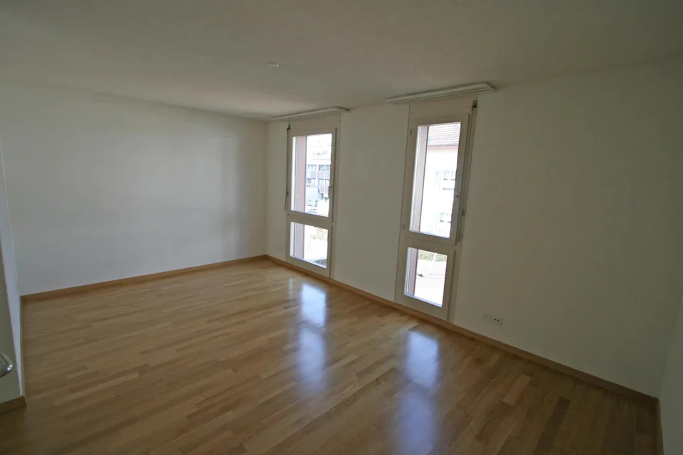 4.5-Zimmer-Maisonettewohnung in Bahnhofsnähe!