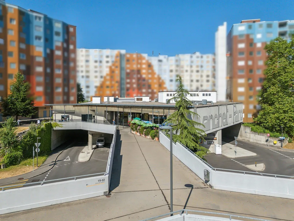 Places de stationnement et emplacements moto à louer