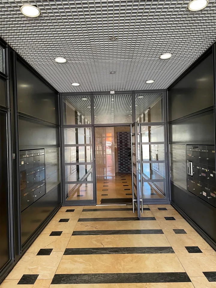 COMODI UFFICI IDEALI PER IL TUO BUSINESS