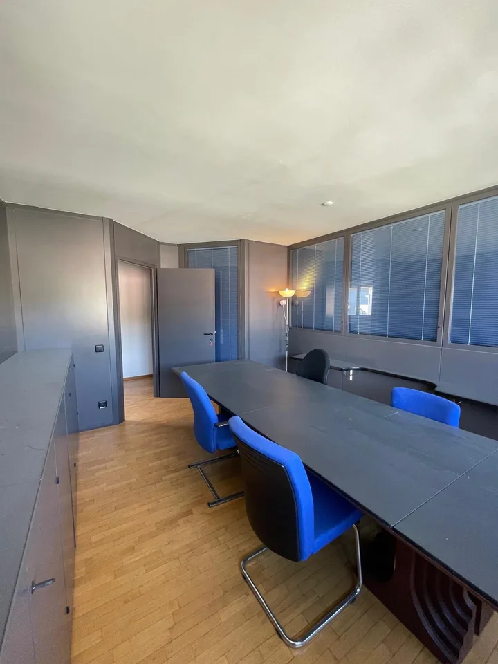 COMODI UFFICI IDEALI PER IL TUO BUSINESS – foto 7 di 10