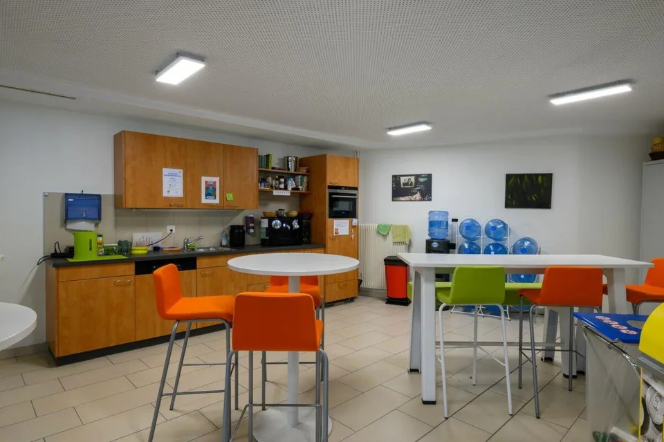 Vos bureaux de 1500 m² divisibles dès 450 m² à louer à Lausanne cen... – foto 6 di 12