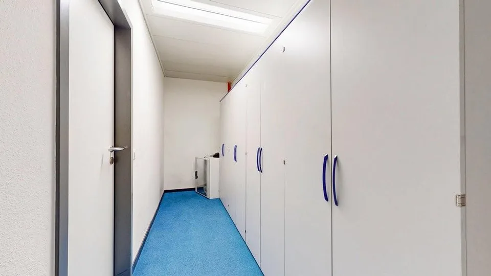 Top vernetzte Praxis-/Bürofläche mit hoher Laufkundschaft – foto 11 di 11