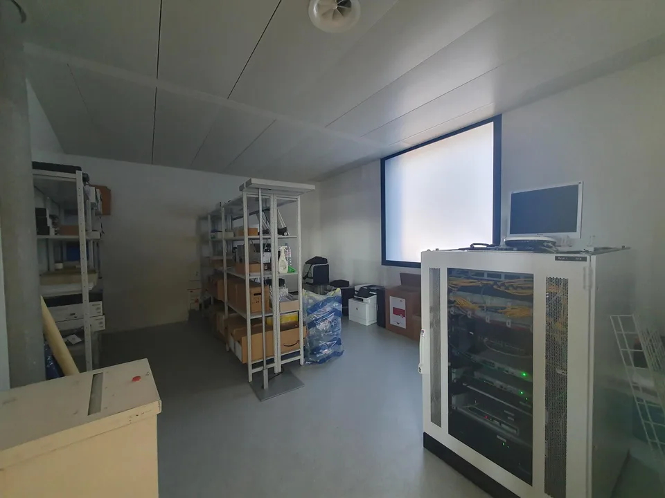 Superbe surface de bureau de 194 m2 avec grande terrasse – foto 8 di 12