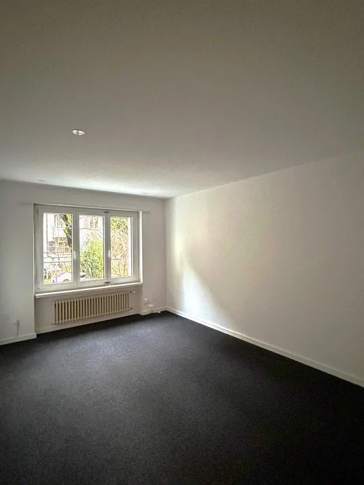 Praxisraum mitten im Kreis 7, befristet bis 31.03.2029