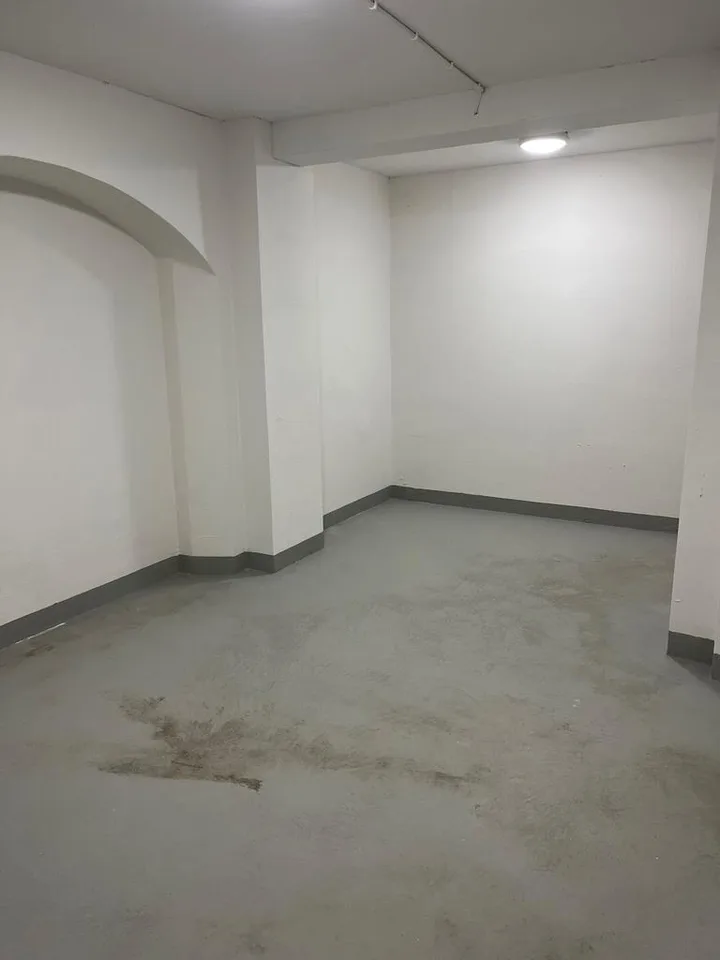 Groszügiger Bastelraum an toller Lage!
