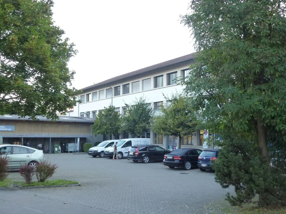 Direkt beim Bahnhof Münsingen - Gewerberaum ab 17m2