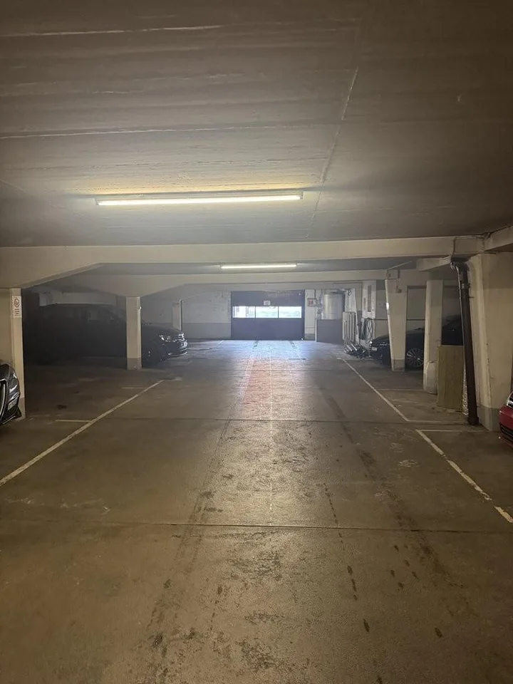 Sichern Sie sich Ihren Einstellhallenplatz in Bümpliz!