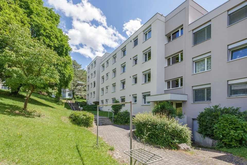 Motorradplatz zu vermieten!