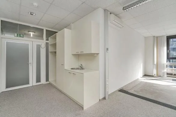 Freie Gewerbefläche von 64 m²