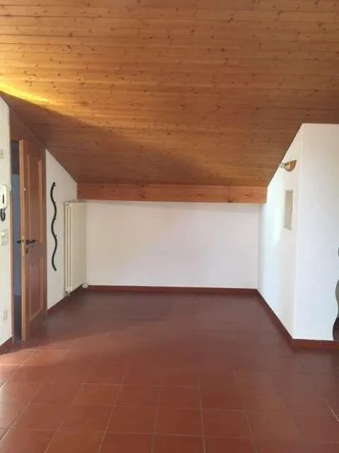 Arogno spazioso 3,5 locali mansardato